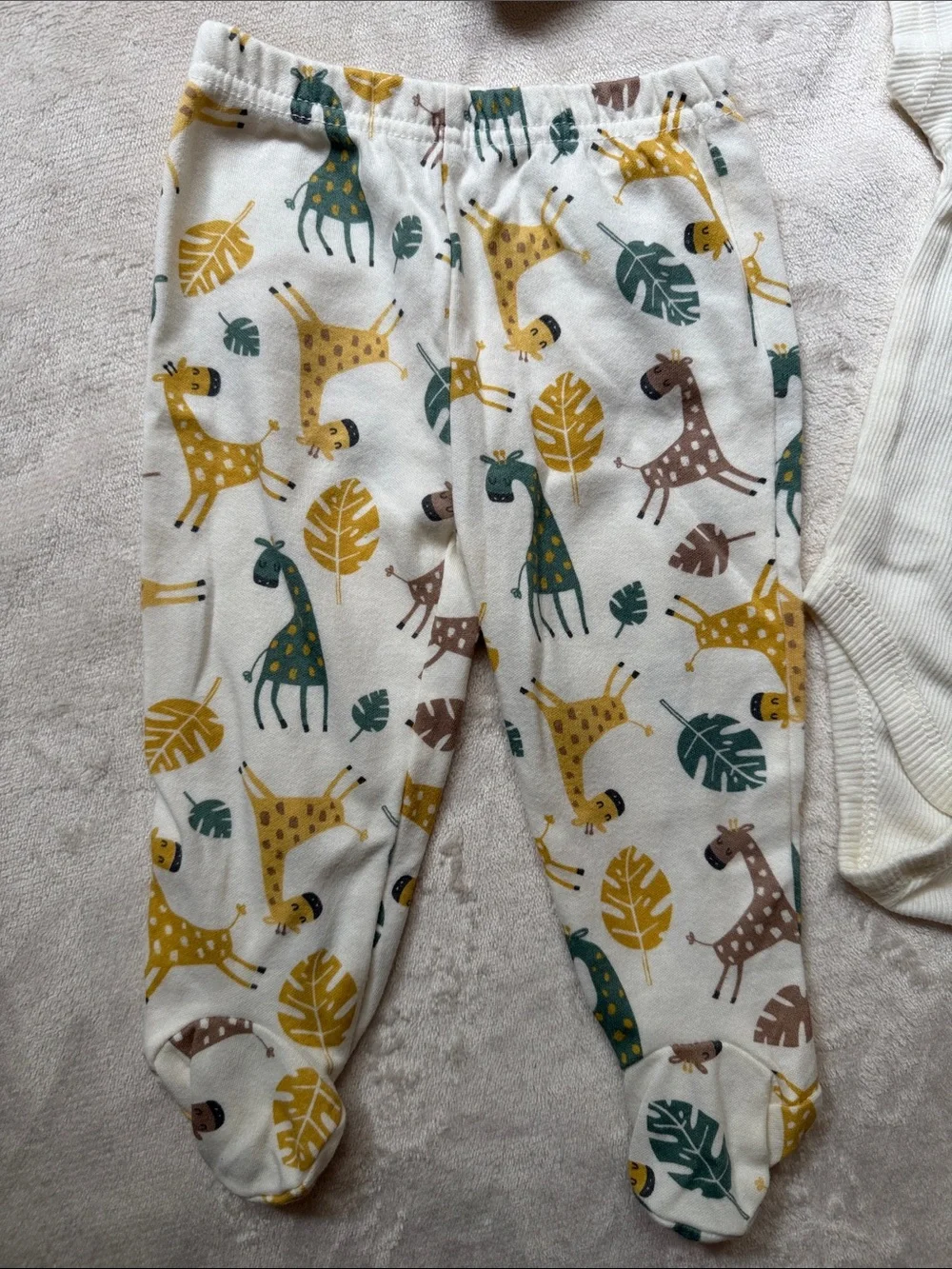 Baby Gear Free To Be Me Giraffe Outfit and Hat